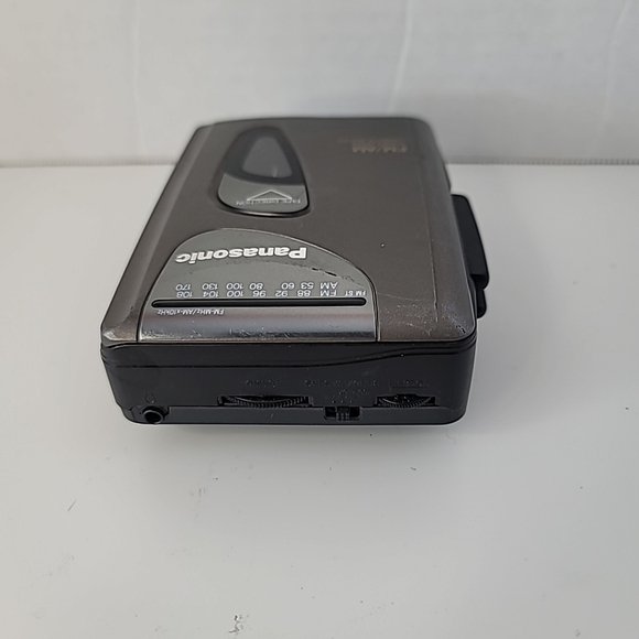 Panasonic AM FM Tuner Stereo Radio Walkman Cassette Player RQ-V54 - Picture 2 of 7